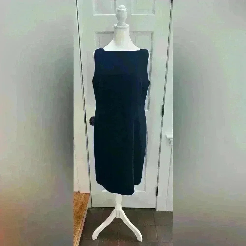 Plaza South navy blue cocktail dress, size 12, fully lined, square neckline.